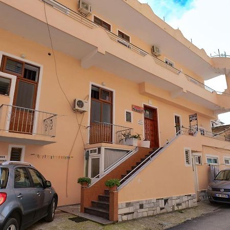 Armanda apartment Sarande Bagian luar foto