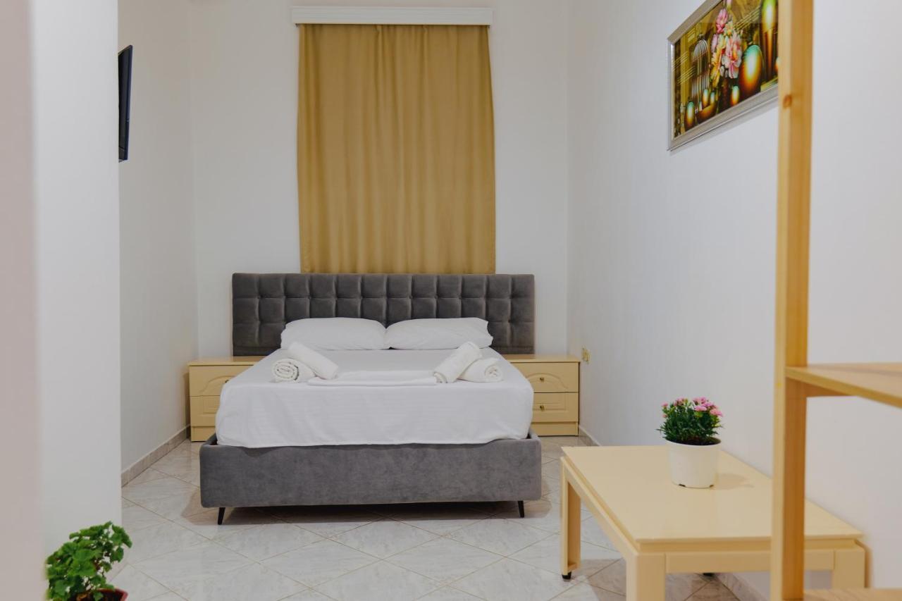 Armanda apartment Sarande Bagian luar foto