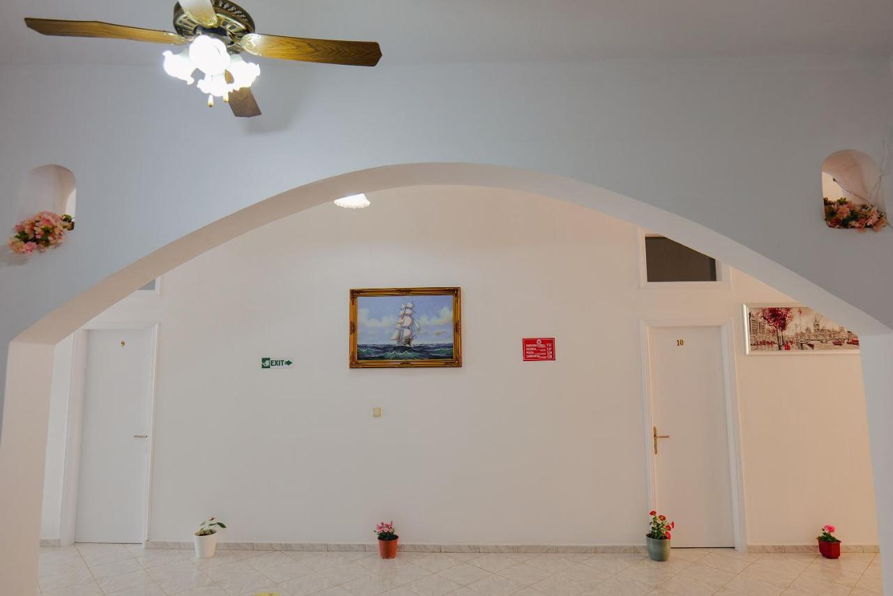 Armanda apartment Sarande Bagian luar foto